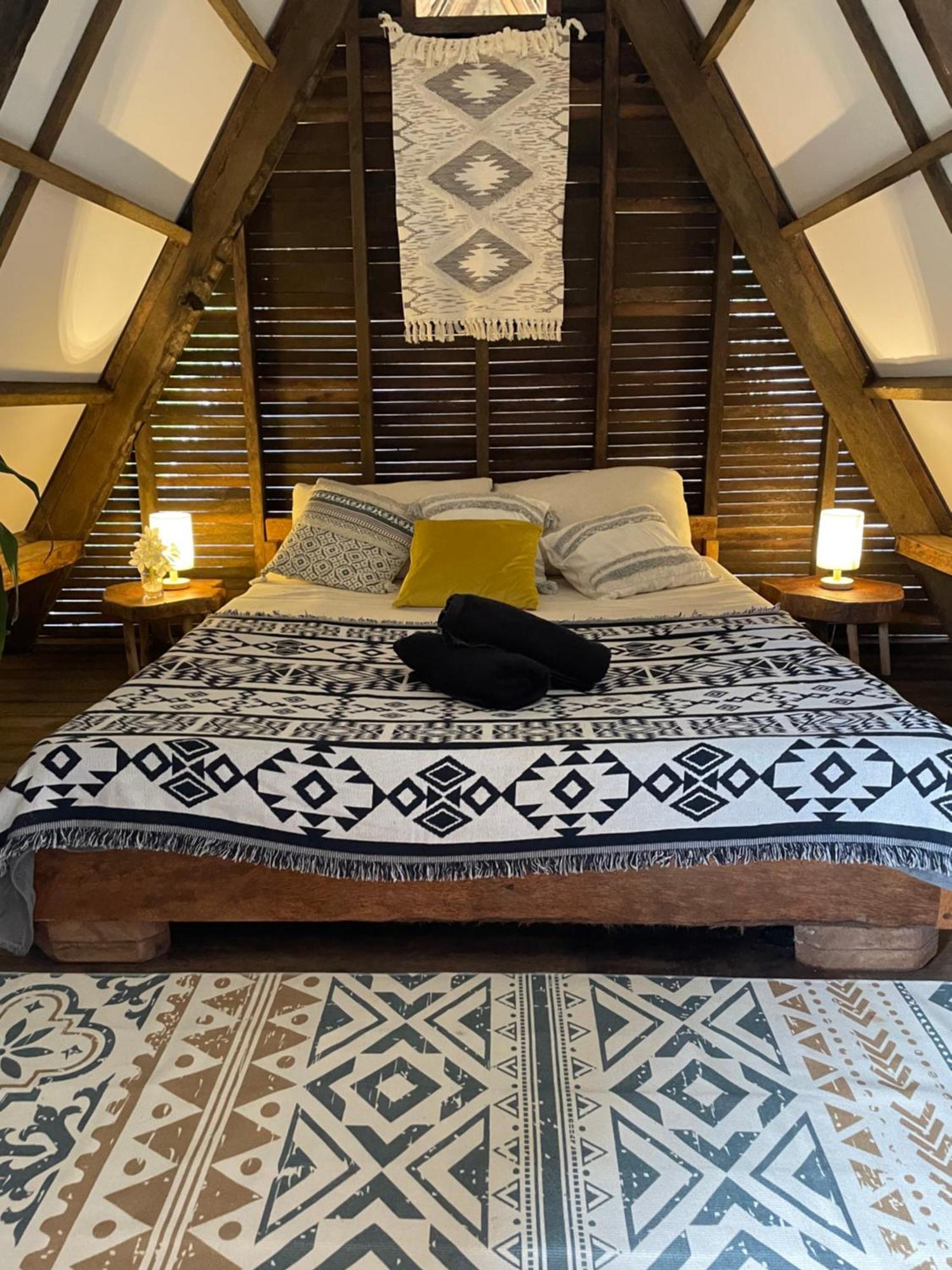 La Boheme Boutique Glamping Hotel เจเนอรัลลูนา ภายนอก รูปภาพ